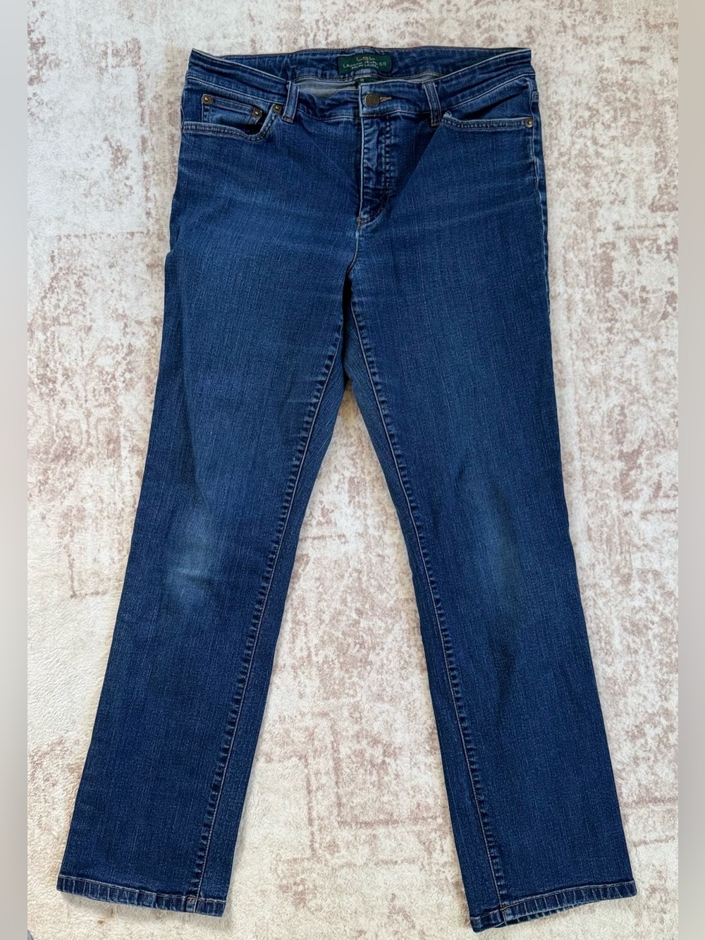 Ralph Lauren women’s Dark Wash Straight Leg Jeans size 10